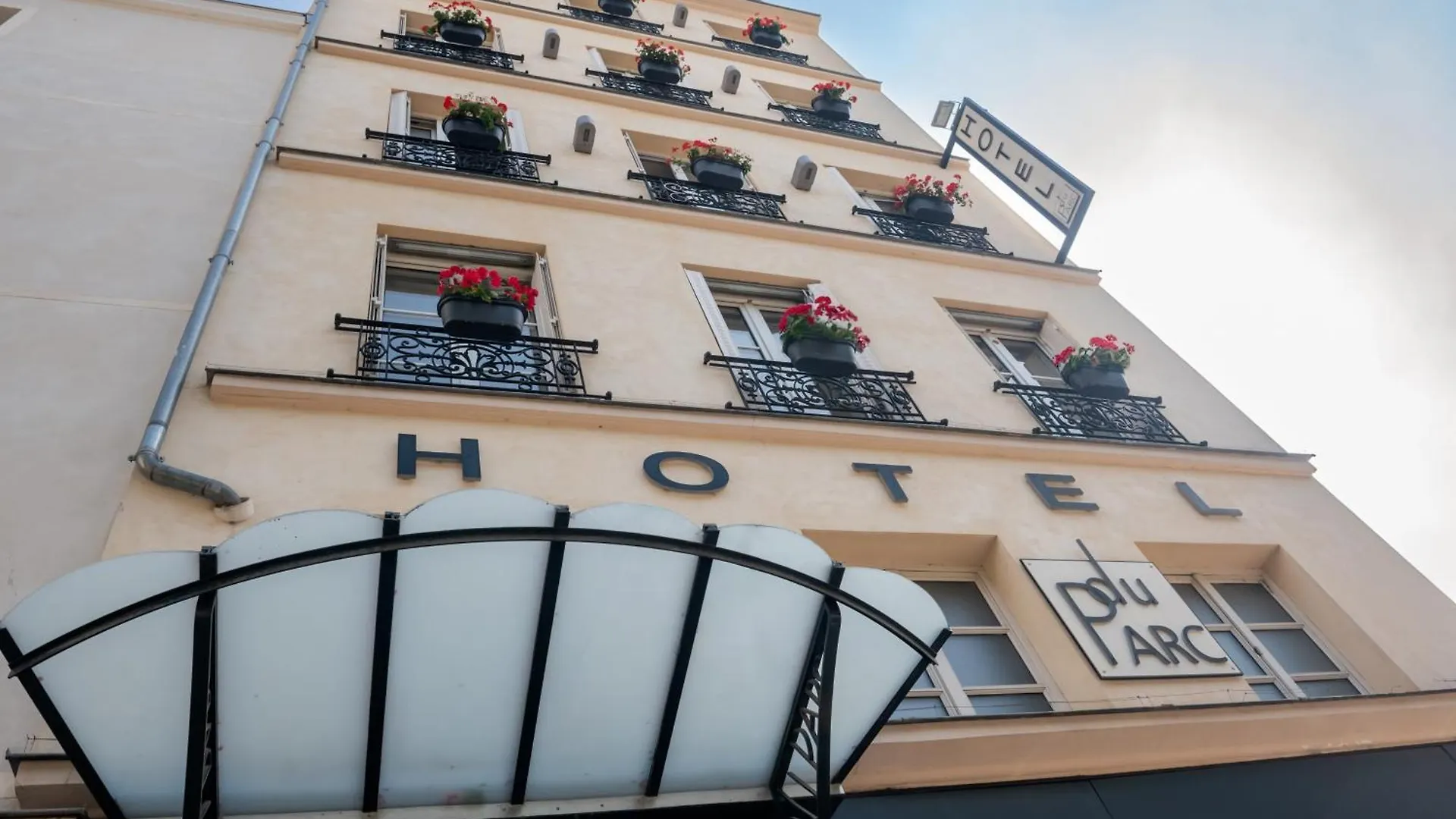 Hotel Du Parc Montparnasse 3*