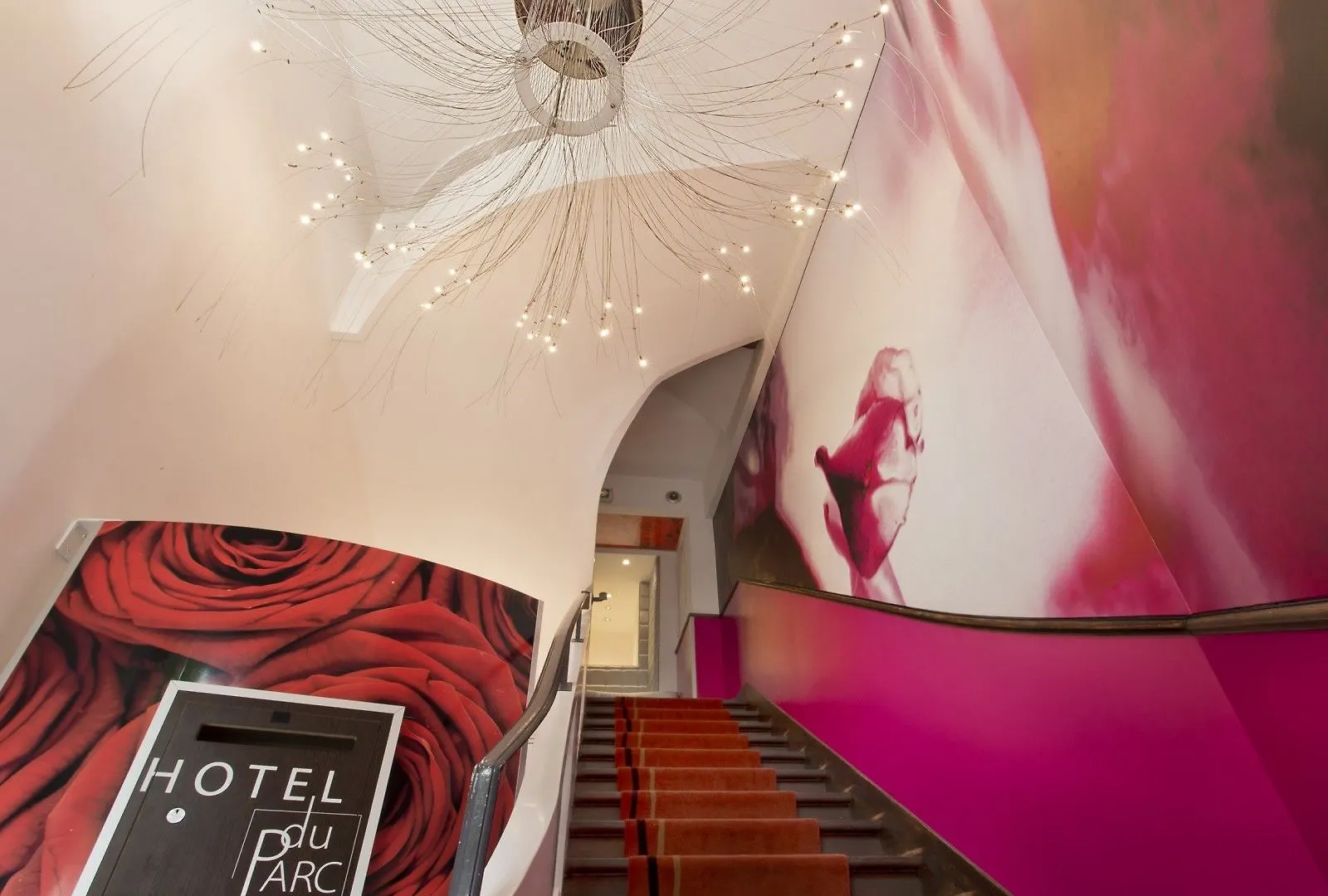 Hotel Du Parc Montparnasse Parigi